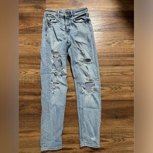 American Eagle “stretch” distressed mom jeans size 00